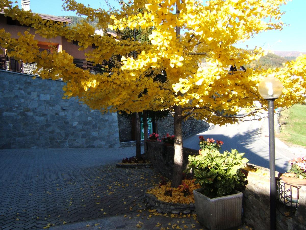 Hotel Ristorante Miravalle Teglio Exterior photo